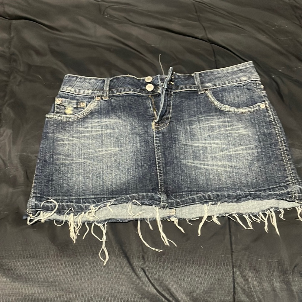 Size 11/12 Rue 21 Jean mini skirt. Barely worn.